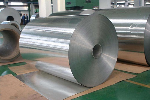 El precio de aluminio se elevará en 2022.